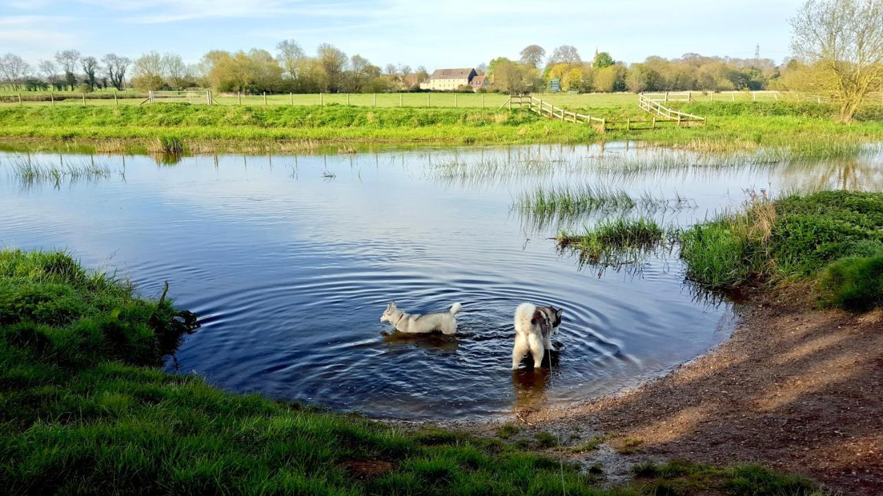 River Nene Cottages Water Newton Kültér fotó