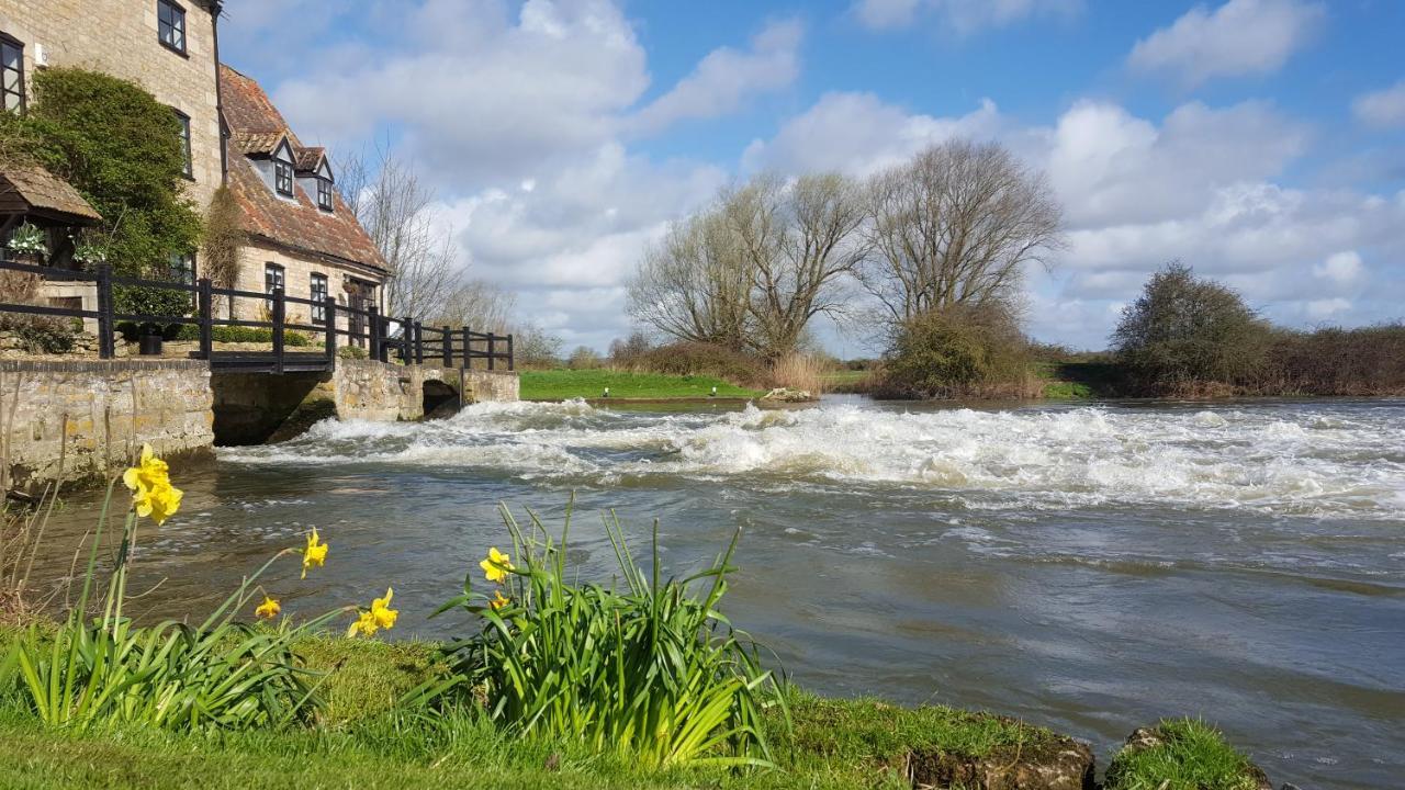 River Nene Cottages Water Newton Kültér fotó